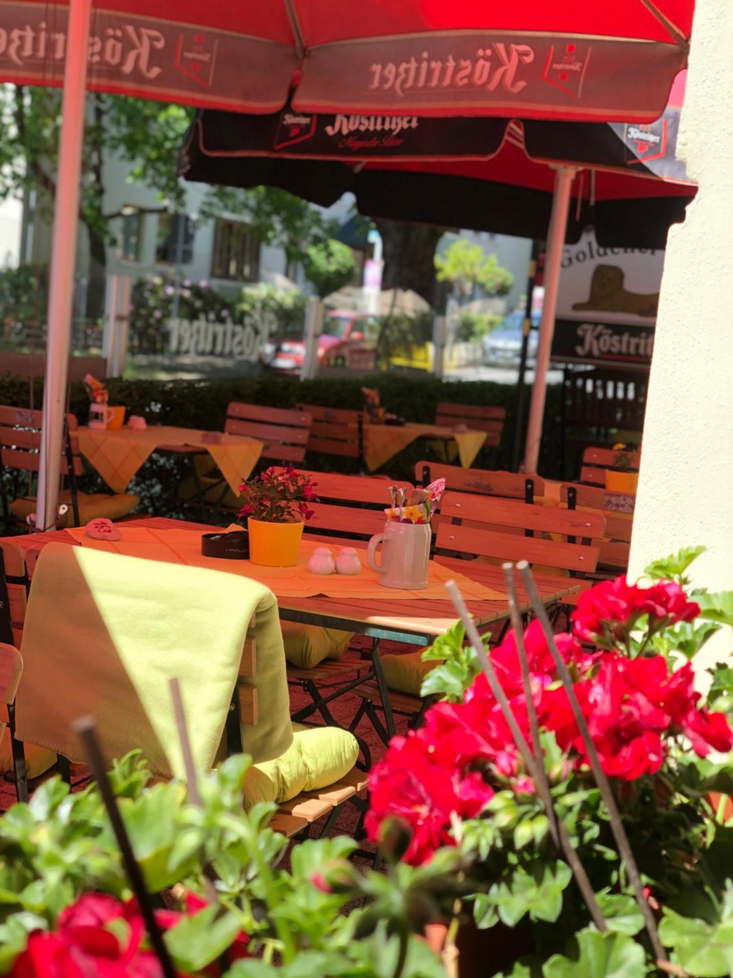 Traditionsgasthaus Goldener Loewe Riesa Restaurant & Pension Dış mekan fotoğraf